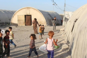 İmadder Suriye Kamplarında İftar Yemeği Dağıttı